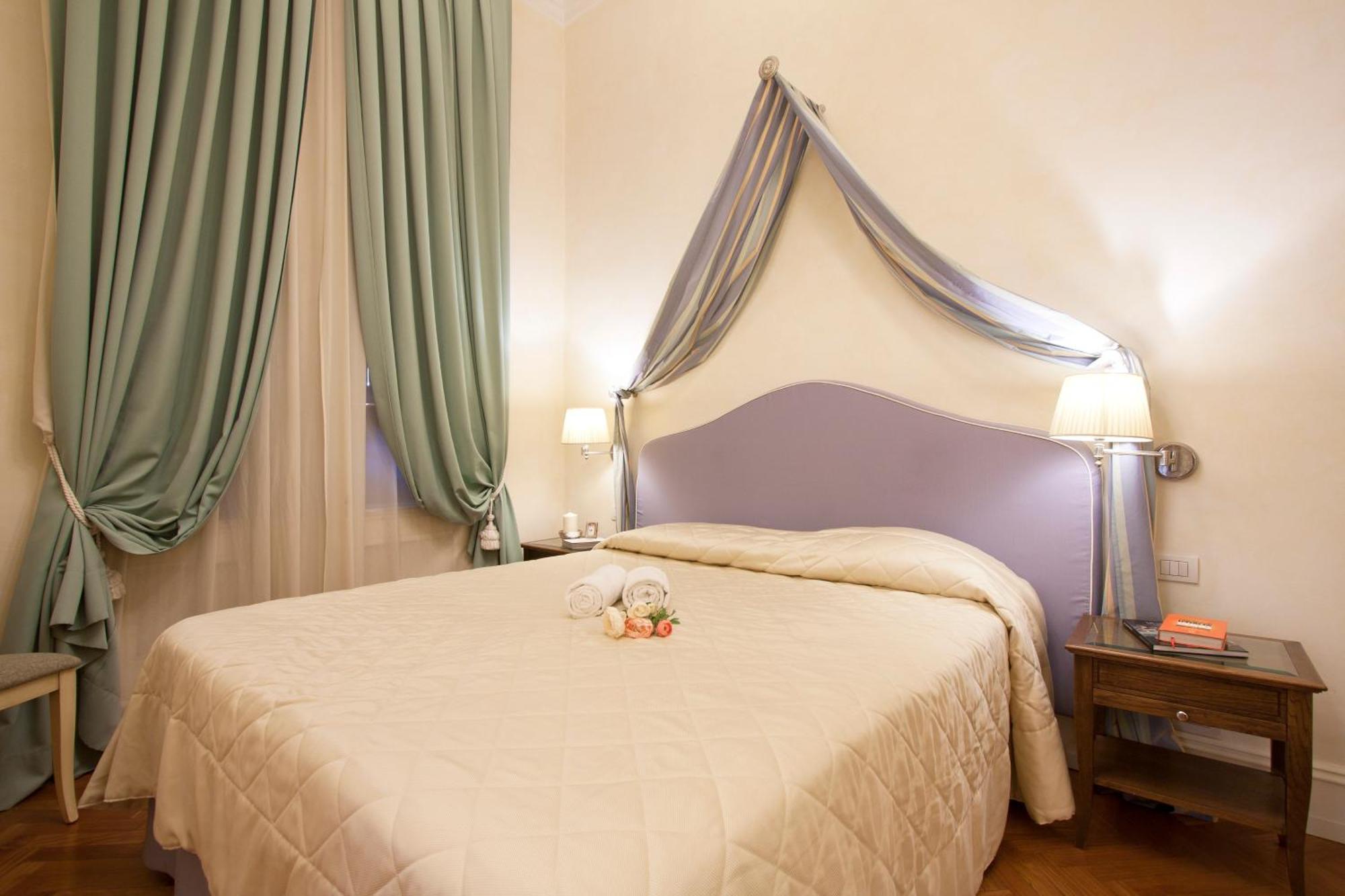 Serristori Palace Residence Florença Quarto foto